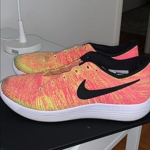 Nike Orange running shoes sneakers 9